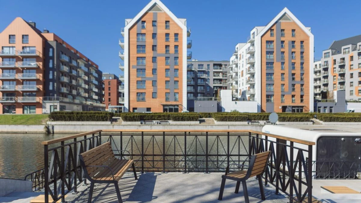 Nowe trybuny nad Motławą i ciąg pieszo-rowerowy. Miasto chwali się PPP na Dolnym Mieście