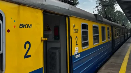 Awaria na kolei. Nie działają biletomaty SKM