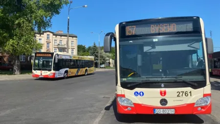 Nowi przewoźnicy na liniach podmiejskich. Podpisano umowy