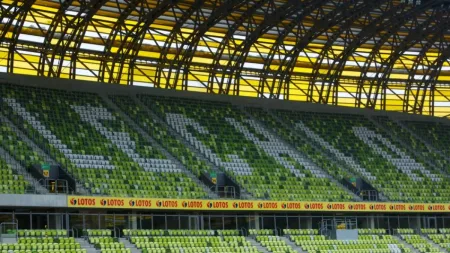 Lechia Gdańsk w tarapatach. Zawieszenie licencji i zakaz transferowy