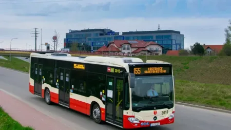 Nowy przystanek, stare rozkłady jazdy. ZTM: to na wniosek mieszkańców