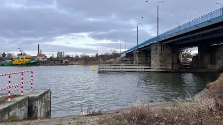 Most Siennicki: prom, a potem kładka. Jest rozwiązanie dla pieszych i rowerzystów