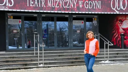 Młoda aktorka z Gdyni wypłynęła na szerokie wody