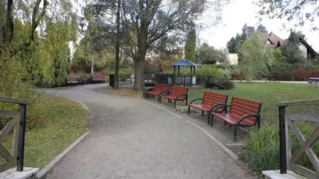 Będzie oświetlenie w Parku Chirona na Osowej. DRMG szuka wykonawcy