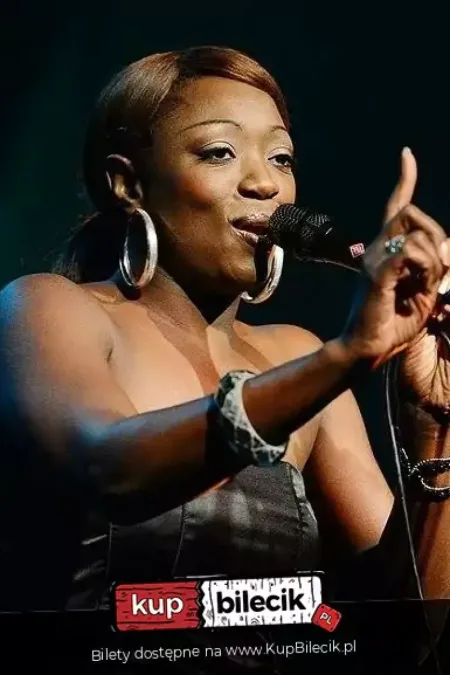 Shanna Waterstown (USA)